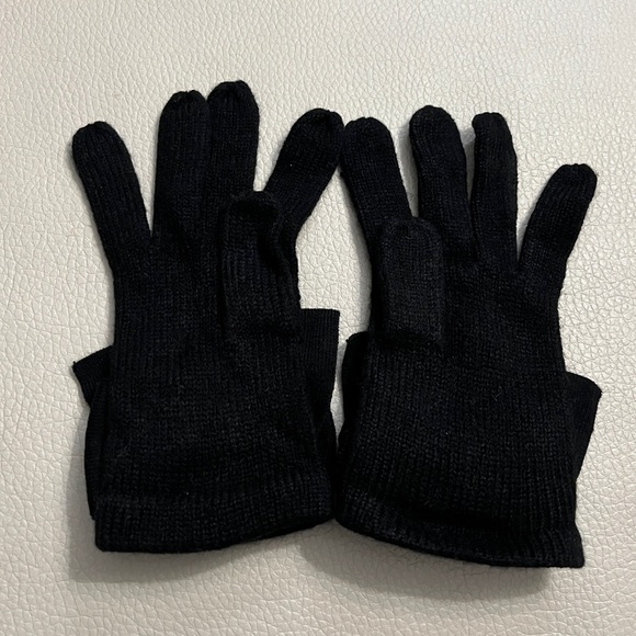 Kate Spade Bow Tie Knit Gloves - Picture 3 of 4